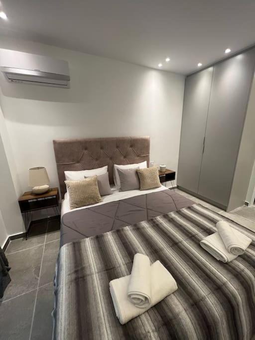 Studio Mv In The Center Of Athens - Secured Area Esterno foto
